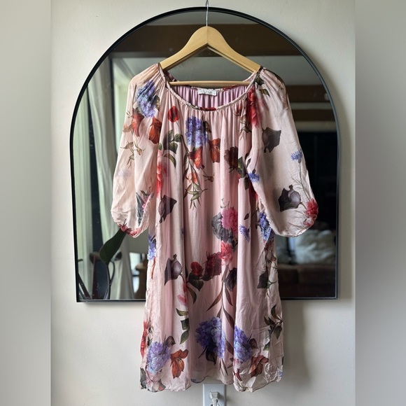 bella umbria Dresses & Skirts - BELLA UMBRIA | silk
Blend floral dress | size small